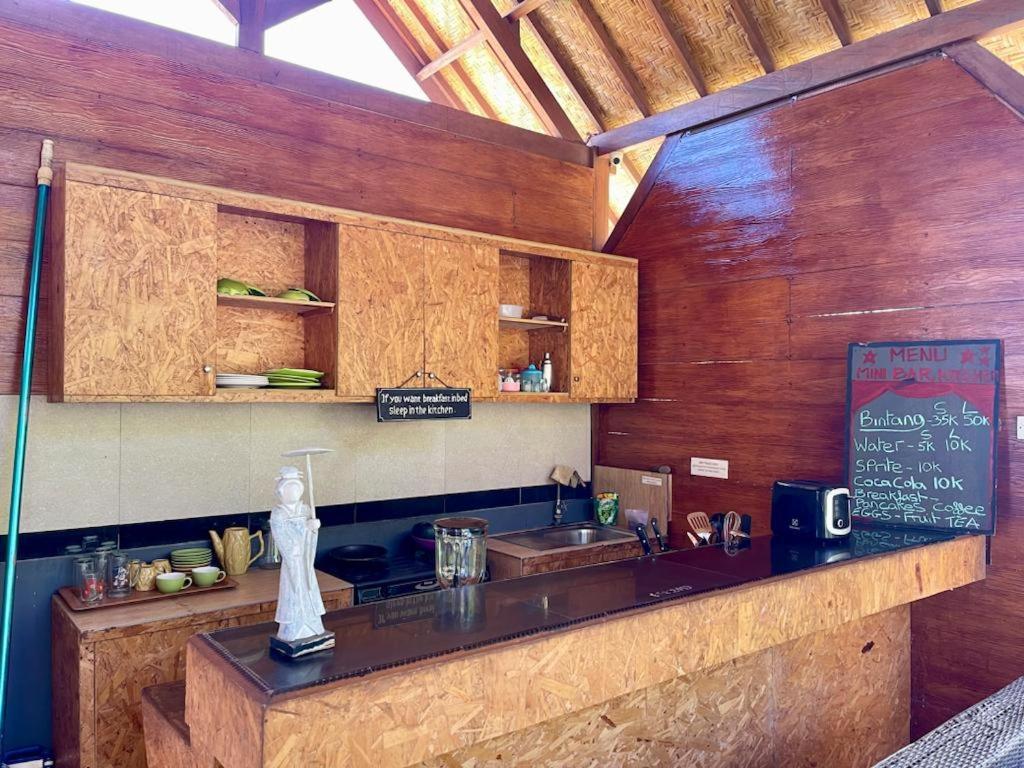 The Golden Ave Bungalow ギリ・トラワンガン エクステリア 写真