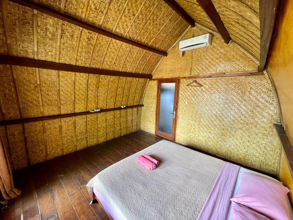 The Golden Ave Bungalow ギリ・トラワンガン 部屋 写真