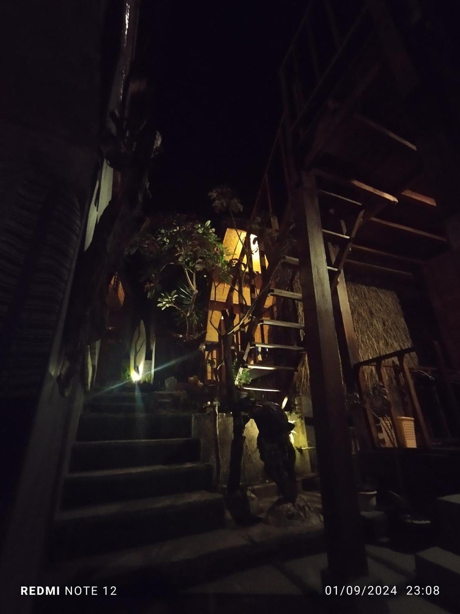 The Golden Ave Bungalow ギリ・トラワンガン エクステリア 写真